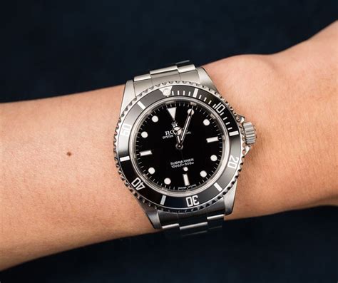 Rolex Submariner No Date Model 14060 